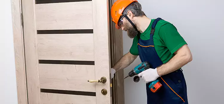 Replace Internal Door Handle with Lock Salina